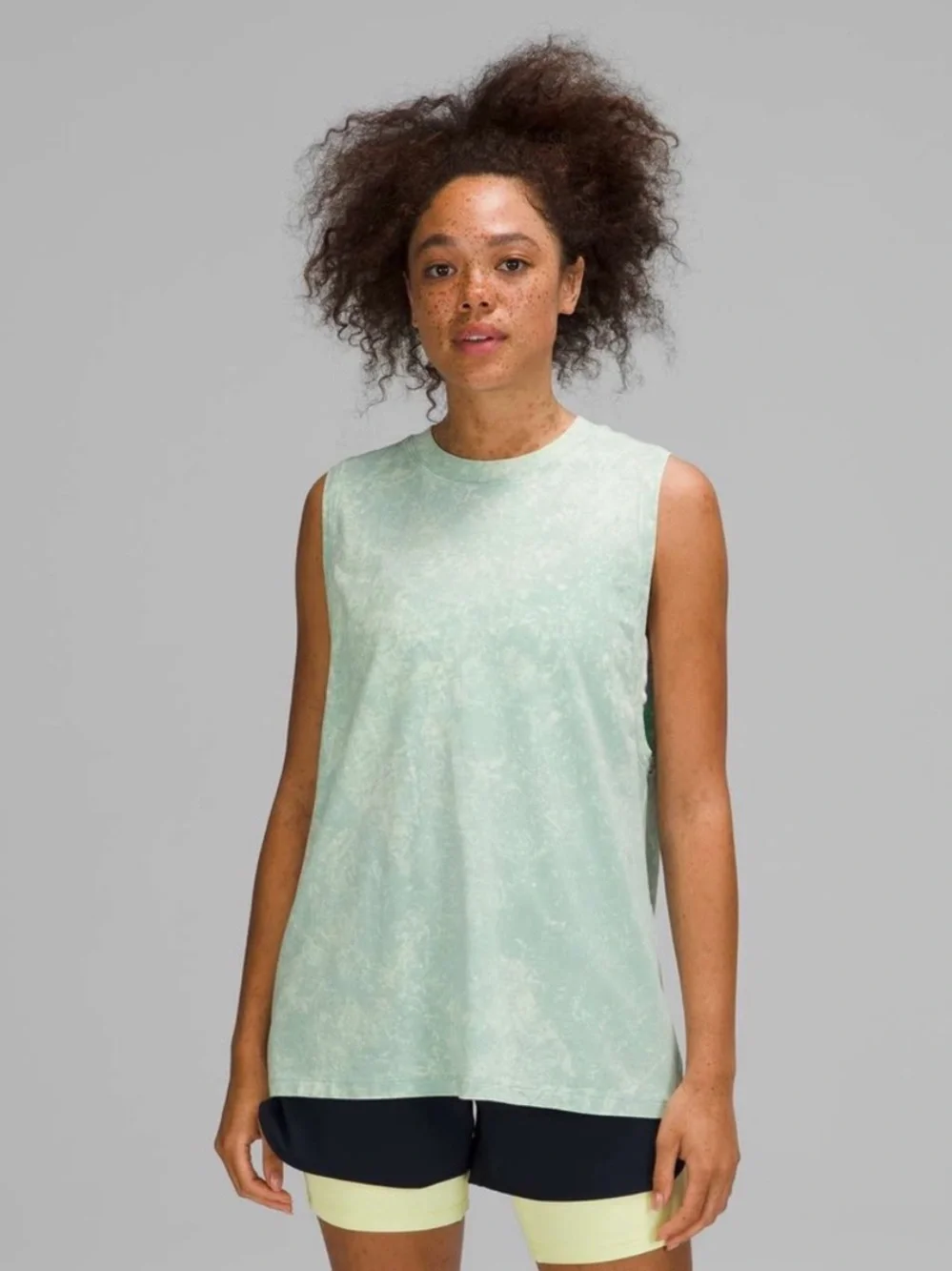 Lululemon All Yours Tank cloudy wash artic green 10